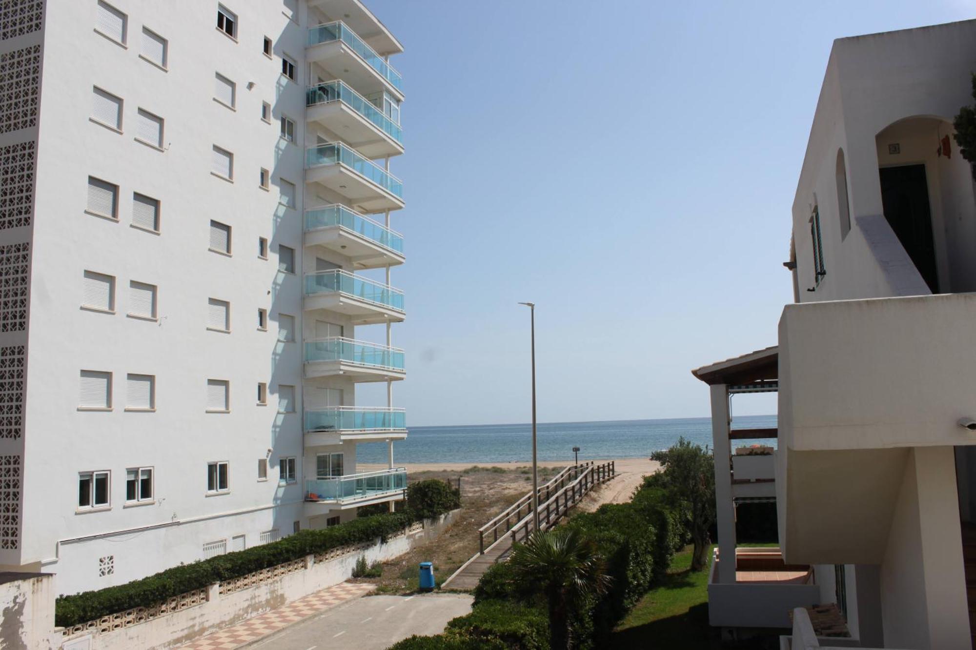 Deltamar Solo Familias Serviplaya Xeraco Oda fotoğraf