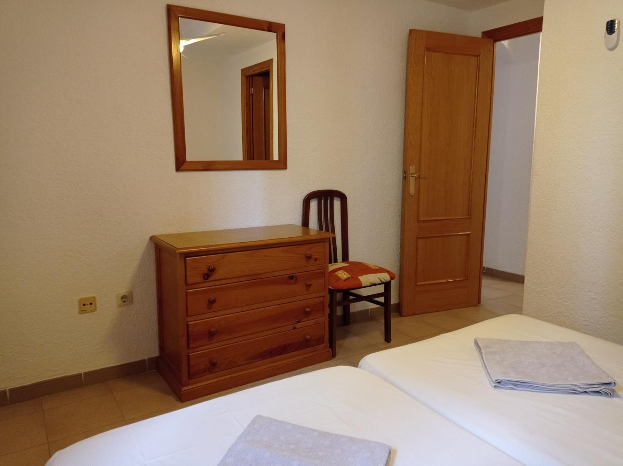 Deltamar Solo Familias Serviplaya Xeraco Oda fotoğraf