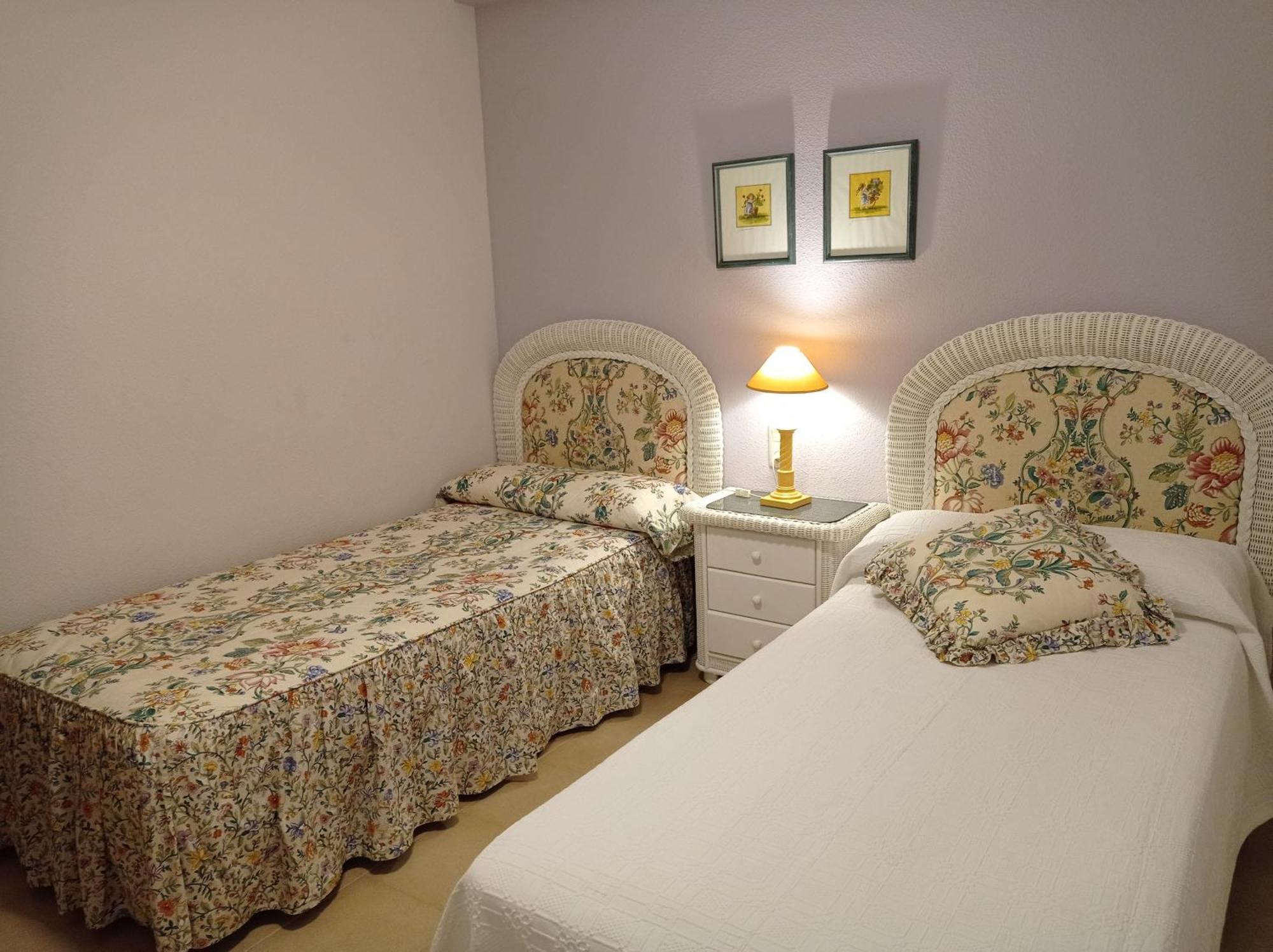Deltamar Solo Familias Serviplaya Xeraco Oda fotoğraf